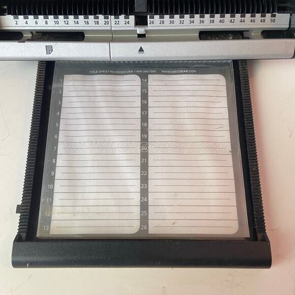 DISCGEAR Selector 50 CD DVD Video Game Black Organizer Storage Office Home GUC - Picture 7 of 8